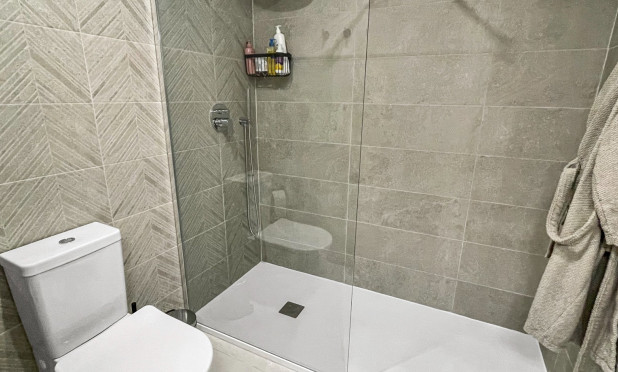 Resale - Apartment / flat - Orihuela Costa - Los Dolses