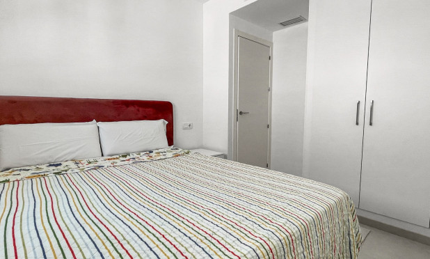 Resale - Apartment / flat - Orihuela Costa - Los Dolses