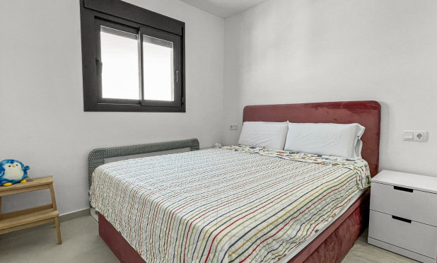 Resale - Apartment / flat - Orihuela Costa - Los Dolses