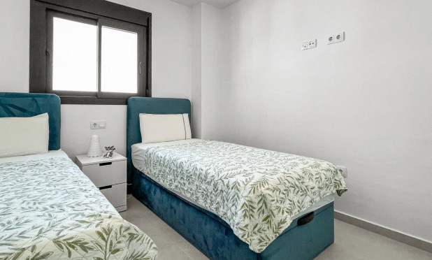 Resale - Apartment / flat - Orihuela Costa - Los Dolses