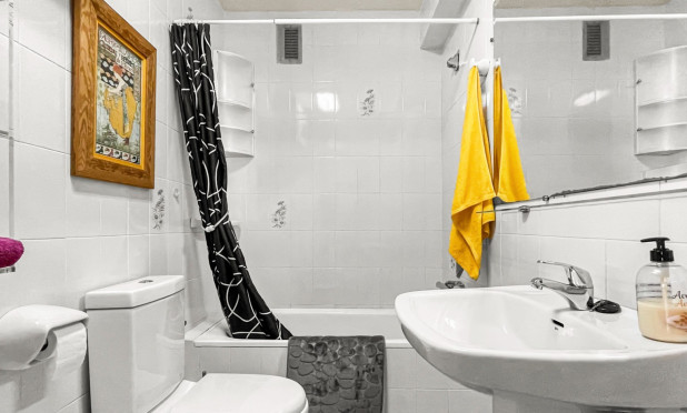Resale - Apartment / flat - Torrevieja - Mar Azul