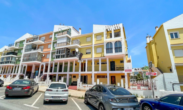 Resale - Apartment / flat - Torrevieja - Mar Azul