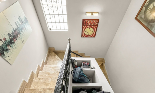 Resale - Villa - Orihuela Costa - Los Dolses