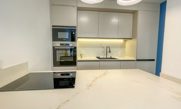 Wiederverkauf - Wohnung - Torrevieja - El Acequión - Los Náufragos