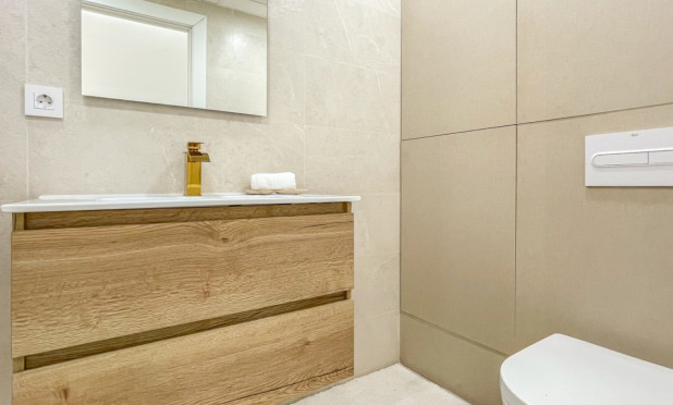 Wiederverkauf - Wohnung - Torrevieja - El Acequión - Los Náufragos