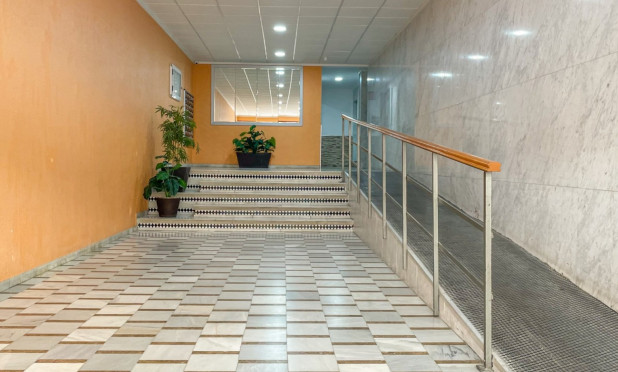 Wiederverkauf - Wohnung - Torrevieja - El Acequión - Los Náufragos