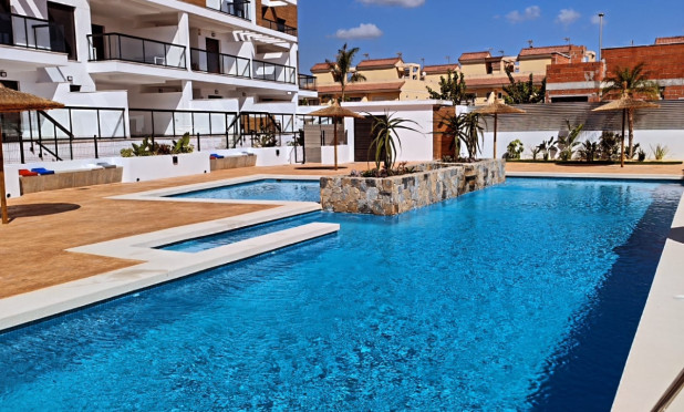 Resale - Apartment / flat - Pilar de la Horadada - El Mojón