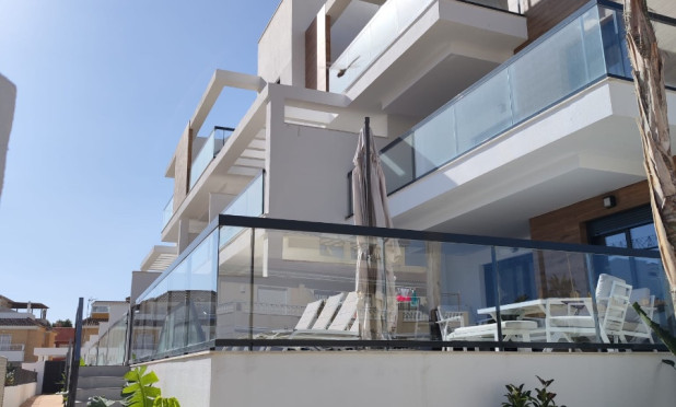 Resale - Apartment / flat - Pilar de la Horadada - El Mojón