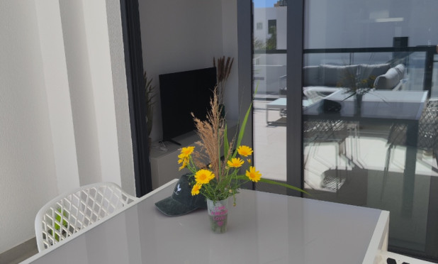 Resale - Apartment / flat - Pilar de la Horadada - El Mojón