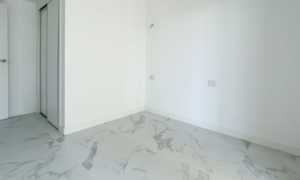 Resale - Apartment / flat - Orihuela Costa - Punta Prima