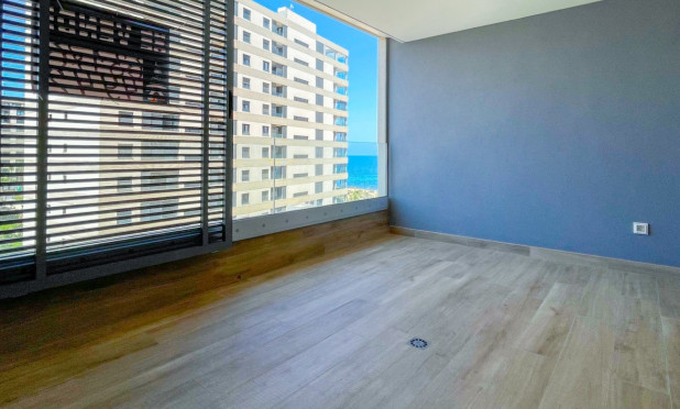 Resale - Apartment / flat - Orihuela Costa - Punta Prima