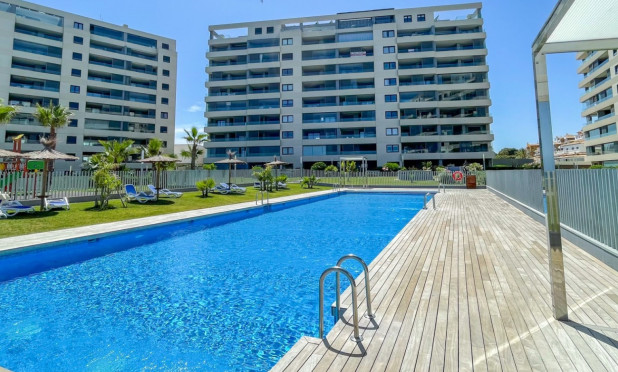Resale - Apartment / flat - Orihuela Costa - Punta Prima