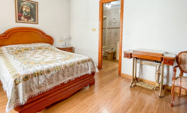 Wiederverkauf - Wohnung - Torrevieja - El Acequión - Los Náufragos