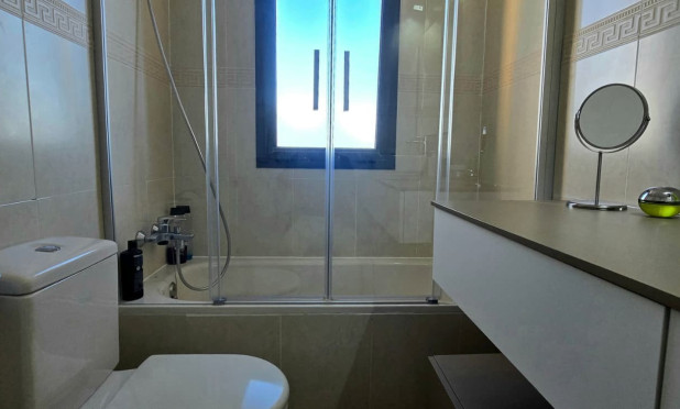 Resale - Apartment / flat - Benidorm - Zona de Poniente