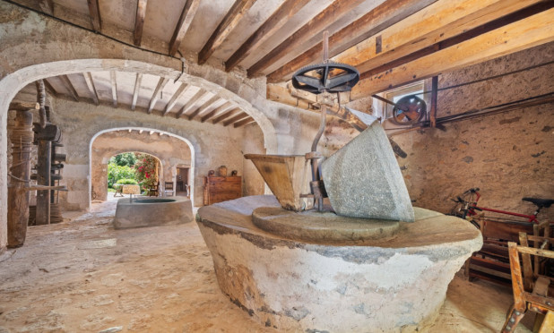 Resale - Finca / Country House - Felanitx - Mallorca