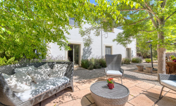 Resale - Villa - Esporlas - Mallorca