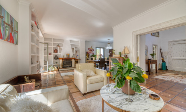 Resale - Villa - Esporlas - Mallorca