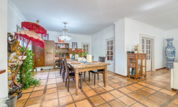 Resale - Villa - Esporlas - Mallorca