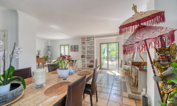 Resale - Villa - Esporlas - Mallorca