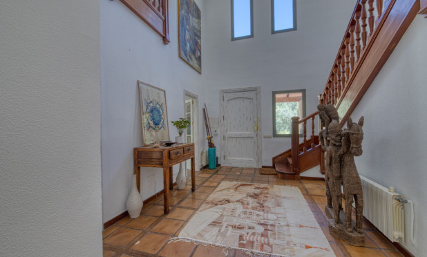 Resale - Villa - Esporlas - Mallorca
