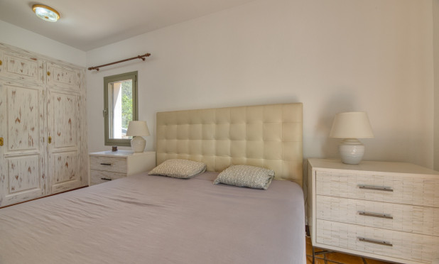 Resale - Villa - Esporlas - Mallorca