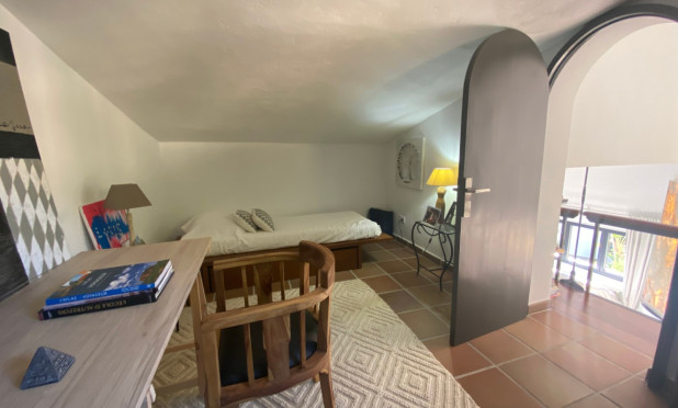 Resale - Villa - Calviá - Mallorca