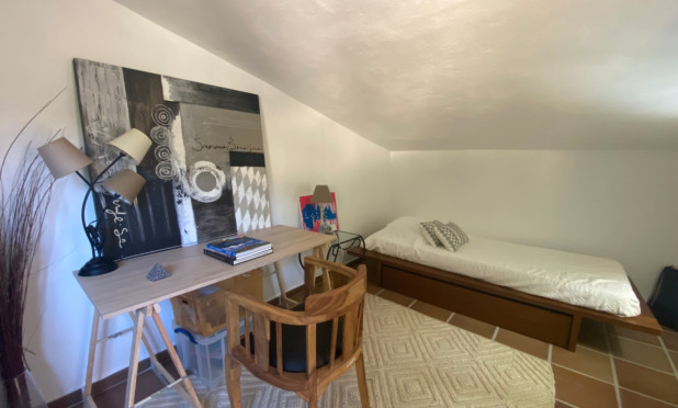 Resale - Villa - Calviá - Mallorca