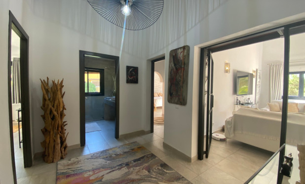 Resale - Villa - Calviá - Mallorca