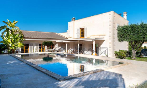 Resale - Villa - Calviá - Mallorca