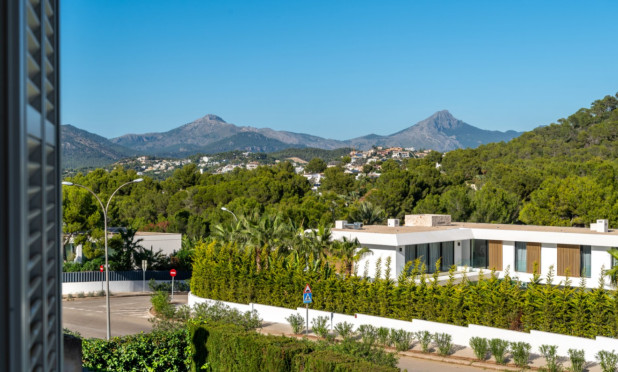 Resale - Villa - Calviá - Mallorca