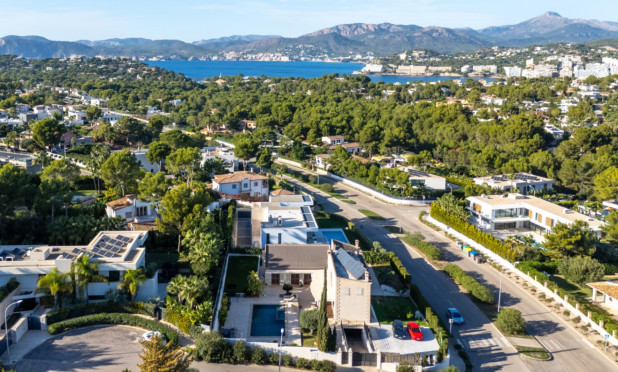 Resale - Villa - Calviá - Mallorca