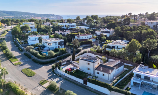 Resale - Villa - Calviá - Mallorca
