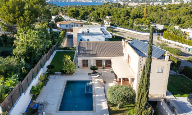 Resale - Villa - Calviá - Mallorca