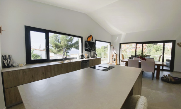 Resale - Villa - Calviá - Mallorca