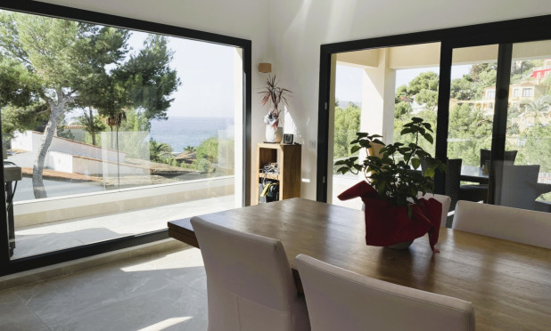 Resale - Villa - Calviá - Mallorca