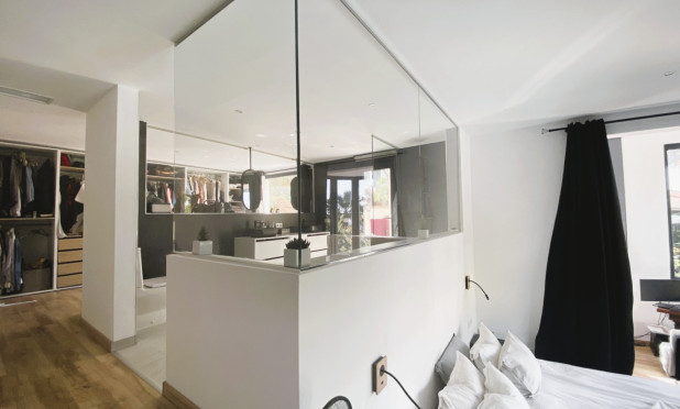 Resale - Villa - Calviá - Mallorca