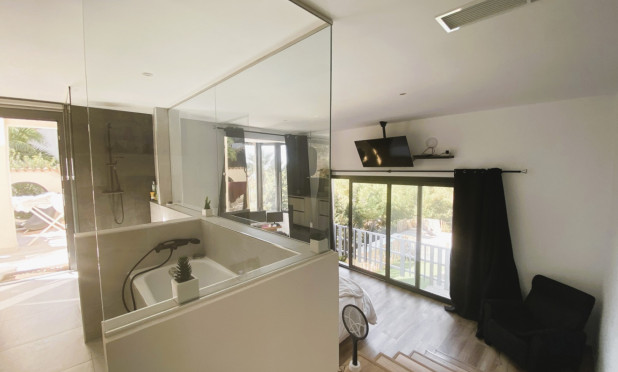 Resale - Villa - Calviá - Mallorca
