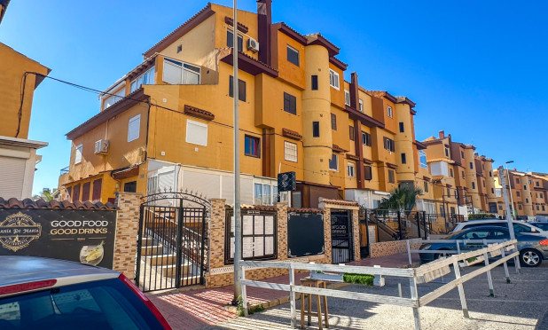 Resale - Commercial - Torrevieja - Nueva Torrevieja - Aguas Nuevas