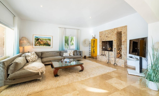 Resale - Villa - Calviá - Mallorca