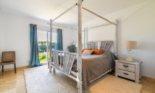 Resale - Villa - Calviá - Mallorca