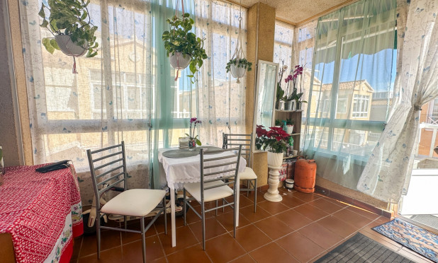 Odsprzedaż - Kamienica - Torrevieja - torrevieja
