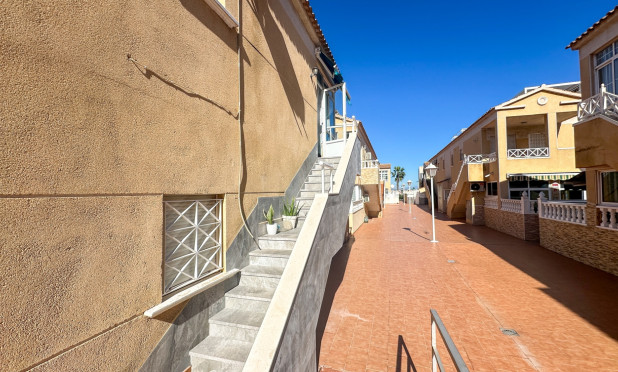 Odsprzedaż - Kamienica - Torrevieja - torrevieja
