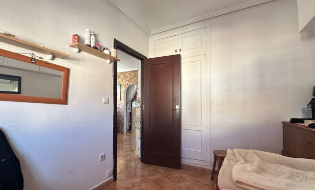 Odsprzedaż - Kamienica - Torrevieja - torrevieja