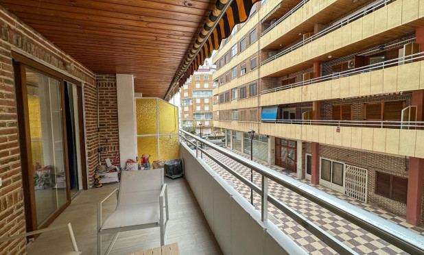 Wiederverkauf - Wohnung - Torrevieja - El Acequión - Los Náufragos