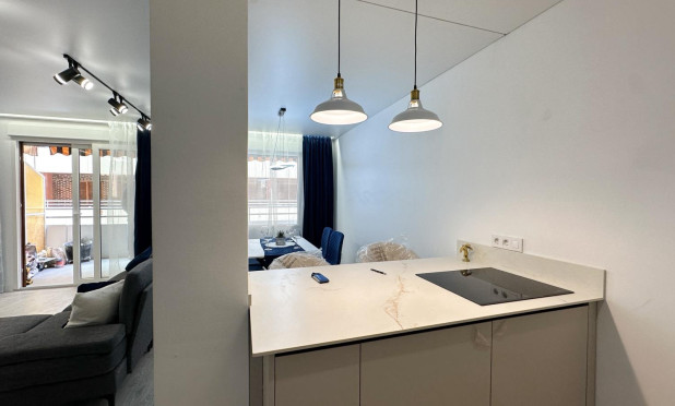 Wiederverkauf - Wohnung - Torrevieja - El Acequión - Los Náufragos