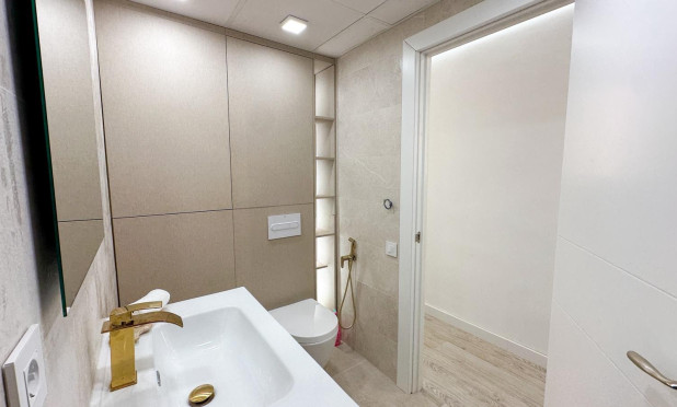 Wiederverkauf - Wohnung - Torrevieja - El Acequión - Los Náufragos