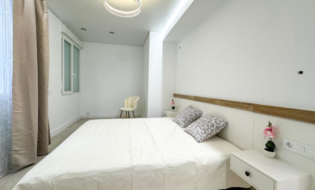 Wiederverkauf - Wohnung - Torrevieja - El Acequión - Los Náufragos