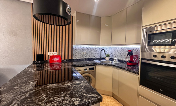 Herverkoop - Appartement / flat - Torrevieja - torrevieja