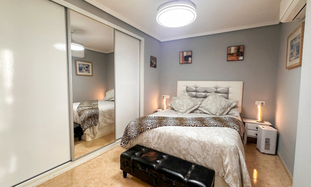 Herverkoop - Appartement / flat - Torrevieja - torrevieja