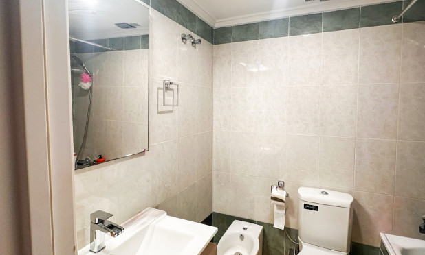 Herverkoop - Appartement / flat - Torrevieja - torrevieja